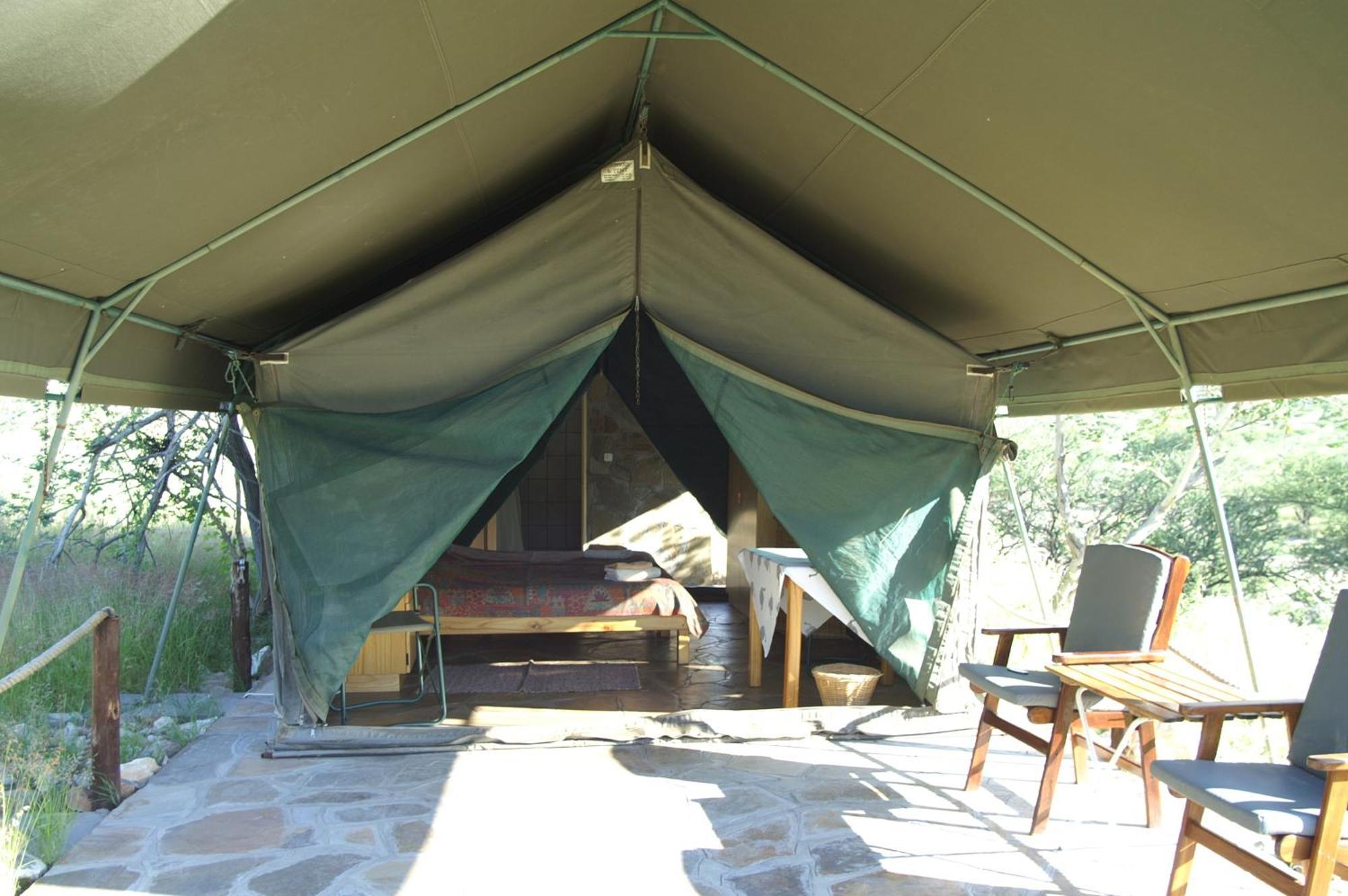 轶图丝山林小屋 Usakos 外观 照片