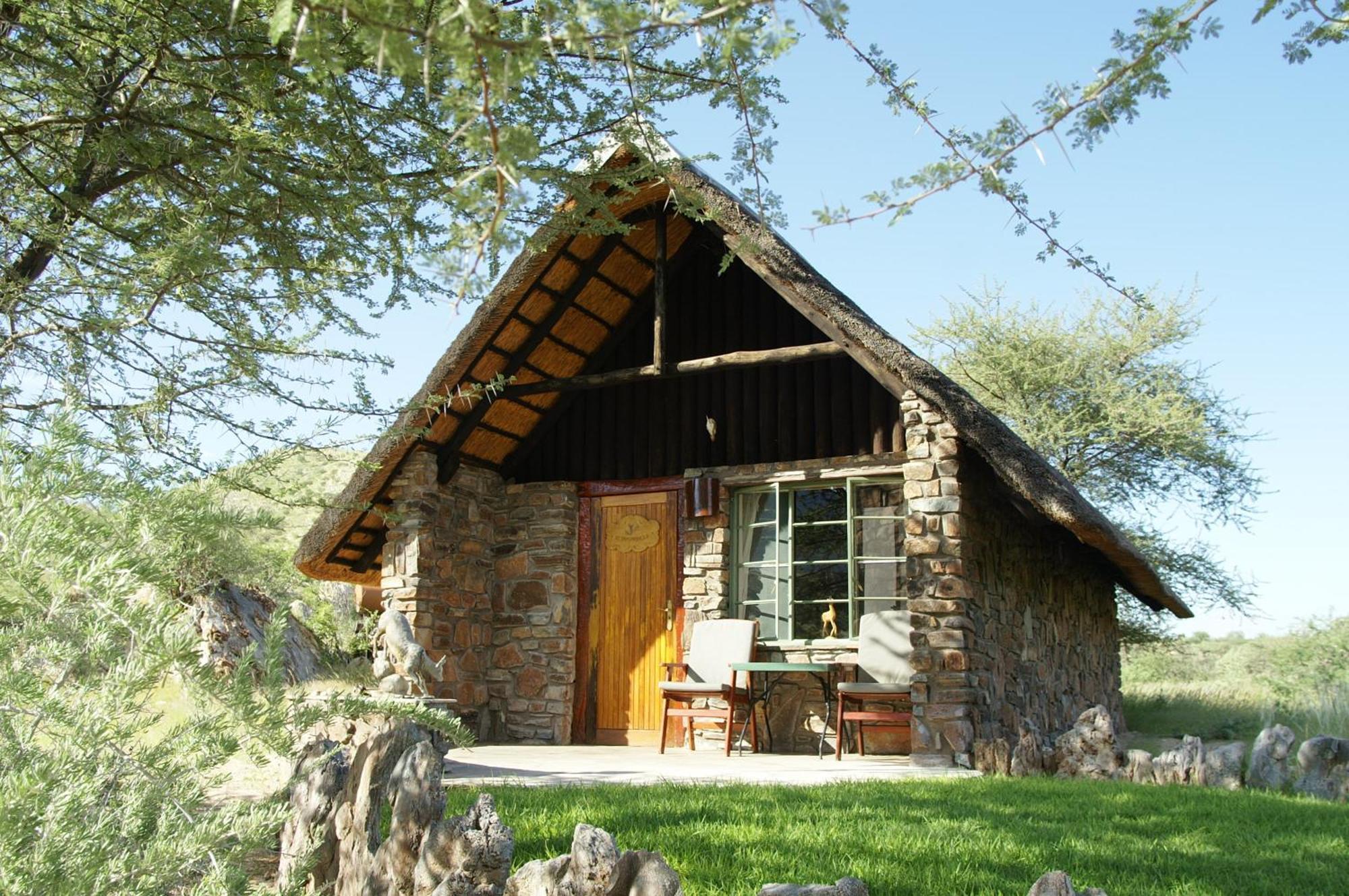 轶图丝山林小屋 Usakos 外观 照片