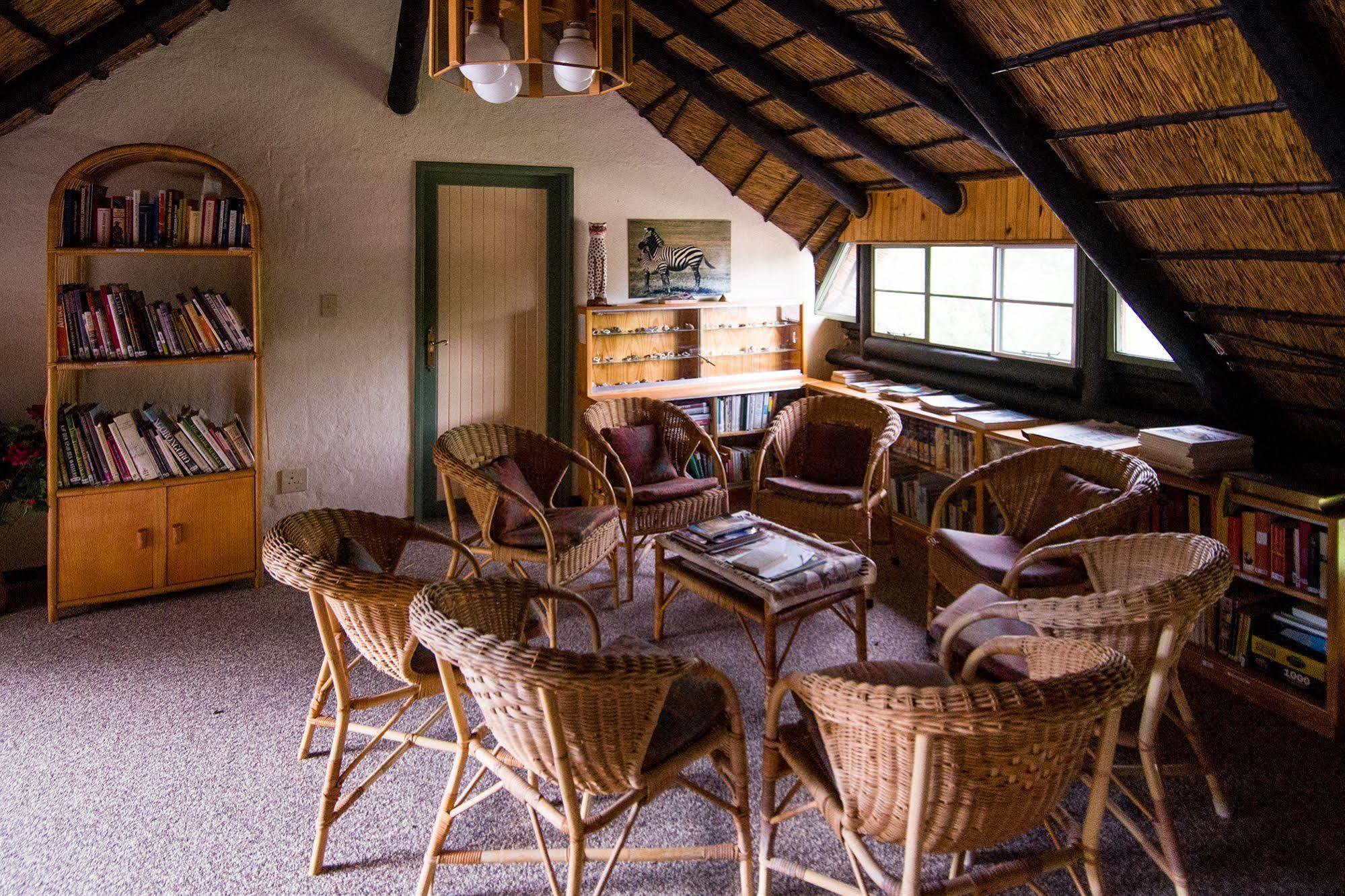 轶图丝山林小屋 Usakos 外观 照片